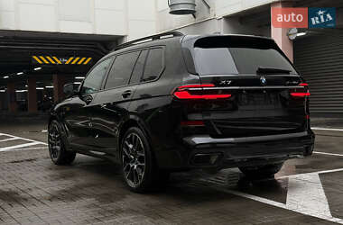 Внедорожник / Кроссовер BMW X7 2025 в 