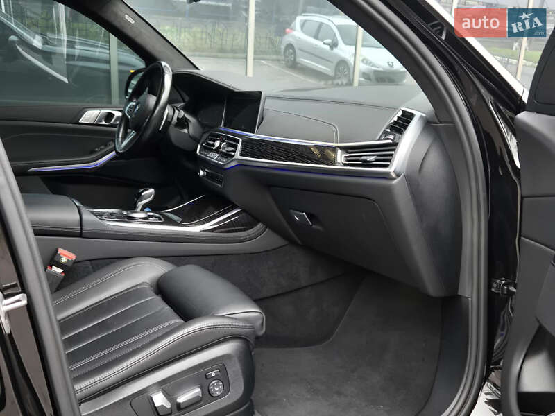 Внедорожник / Кроссовер BMW X7 2022 в Киеве