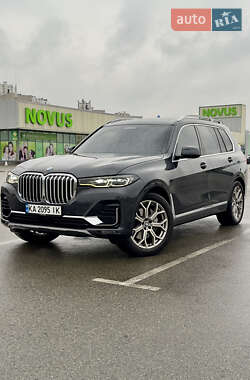 BMW X7 2021