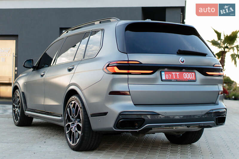 Внедорожник / Кроссовер BMW X7 2023 в Мукачево