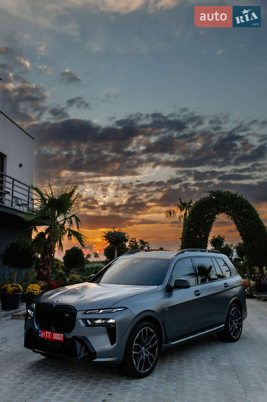 Внедорожник / Кроссовер BMW X7 2023 в Мукачево