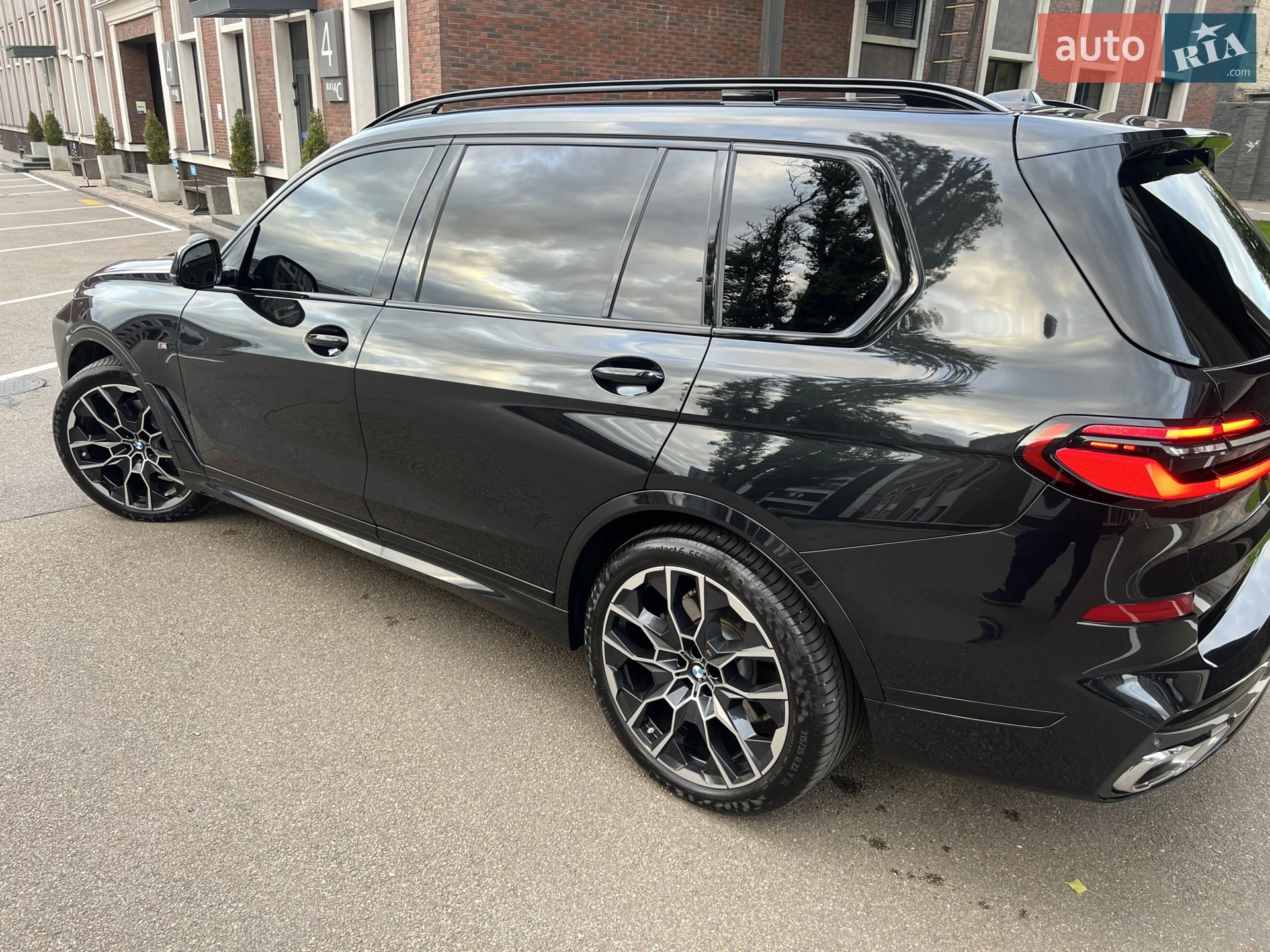 2023 BMW X7 - мініатюра 8