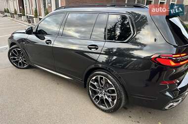 Внедорожник / Кроссовер BMW X7 2023 в 