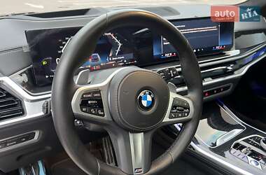 Внедорожник / Кроссовер BMW X7 2023 в 