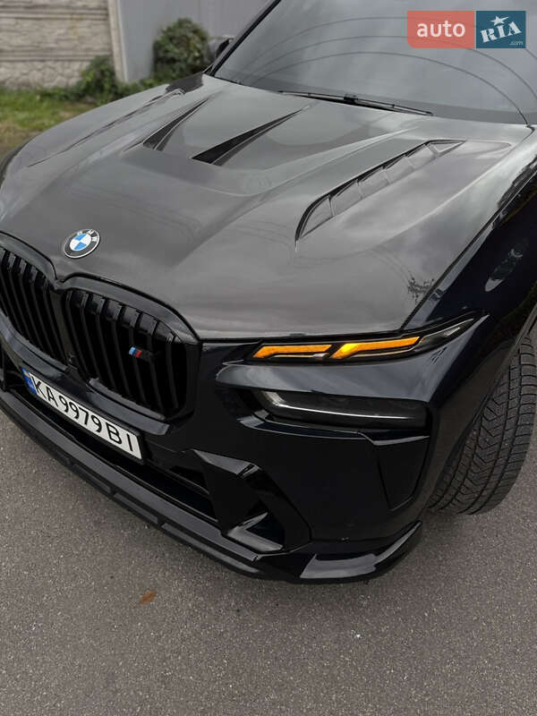 Внедорожник / Кроссовер BMW X7 2022 в Киеве