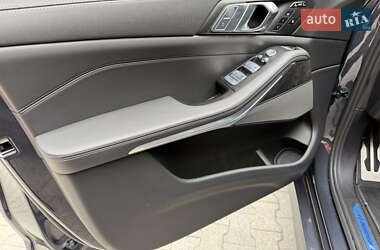 Внедорожник / Кроссовер BMW X7 2022 в 