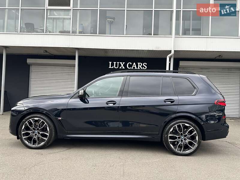 Внедорожник / Кроссовер BMW X7 2022 в Киеве