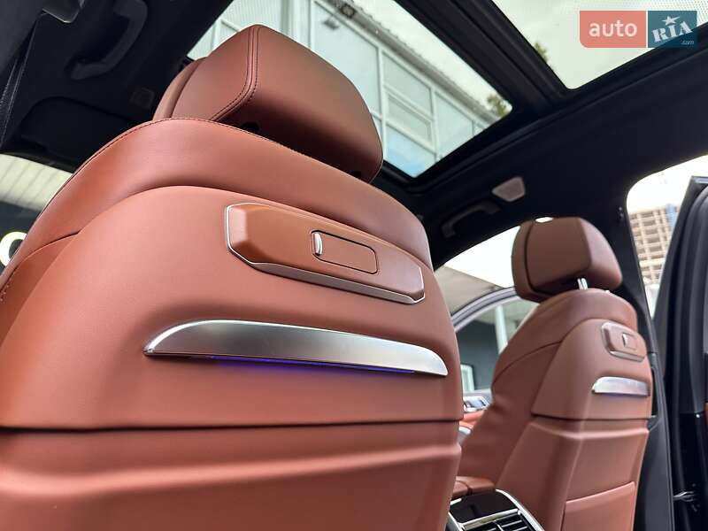 Внедорожник / Кроссовер BMW X7 2022 в Киеве