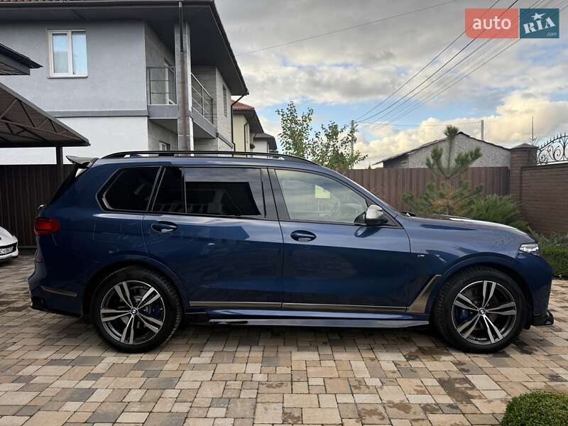 Внедорожник / Кроссовер BMW X7 2020 в Киеве