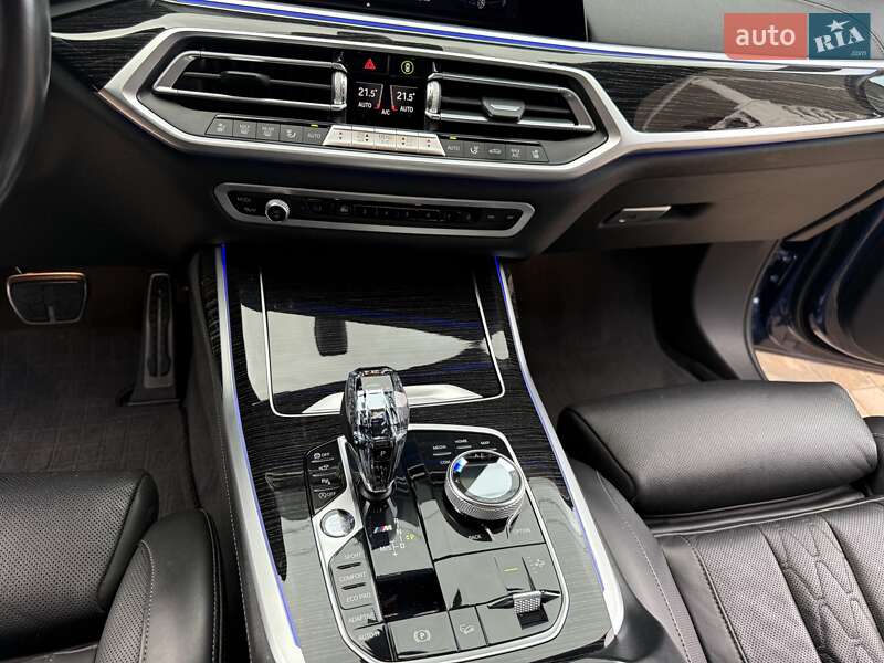 Внедорожник / Кроссовер BMW X7 2020 в Киеве
