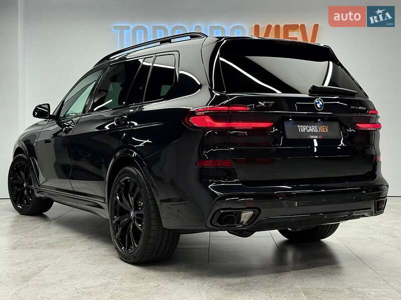 Внедорожник / Кроссовер BMW X7 2025 в Киеве