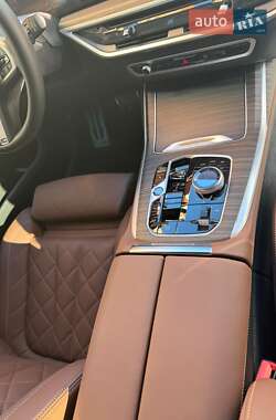 Позашляховик / Кросовер BMW X7 2024 в  фото 9 Позашляховик / Кросовер BMW X7 2024 в