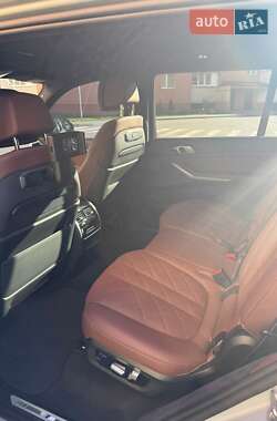 Позашляховик / Кросовер BMW X7 2024 в  фото 10 Позашляховик / Кросовер BMW X7 2024 в