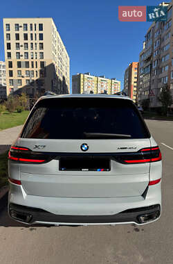 Позашляховик / Кросовер BMW X7 2024 в  фото 3 Позашляховик / Кросовер BMW X7 2024 в