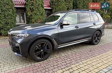 Внедорожник / Кроссовер BMW X7 2021 в 