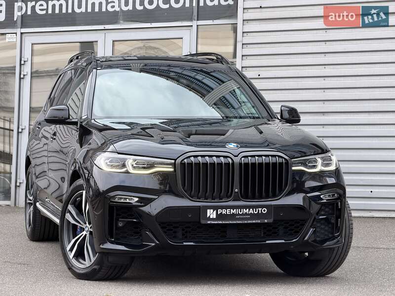 Внедорожник / Кроссовер BMW X7 2021 в Киеве