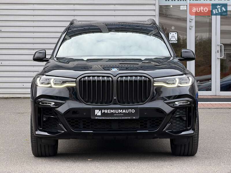 Внедорожник / Кроссовер BMW X7 2021 в Киеве