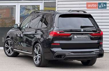 Внедорожник / Кроссовер BMW X7 2021 в 