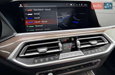 Внедорожник / Кроссовер BMW X7 2021 в 