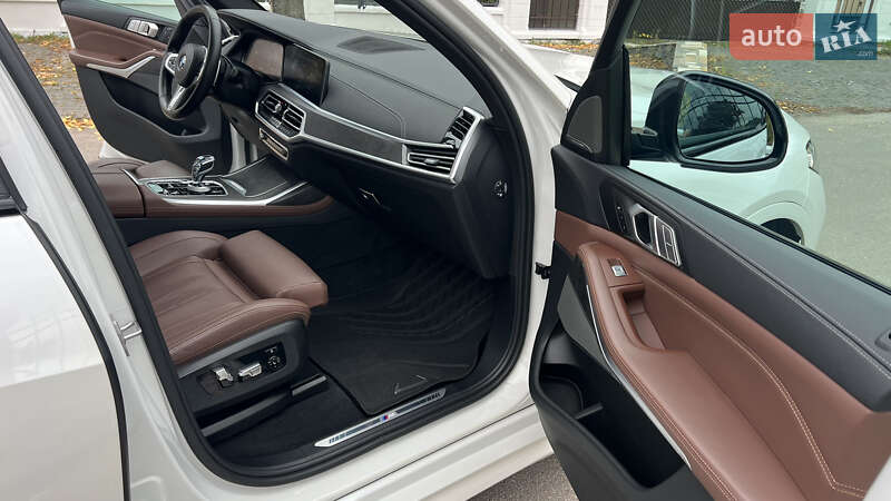 Внедорожник / Кроссовер BMW X7 2021 в Виннице