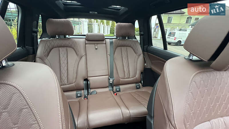 Внедорожник / Кроссовер BMW X7 2021 в Виннице