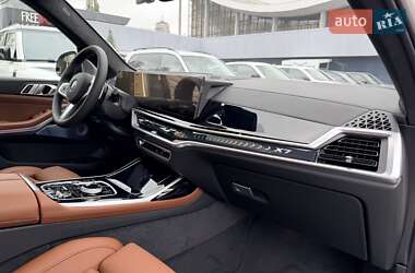 Внедорожник / Кроссовер BMW X7 2024 в 
