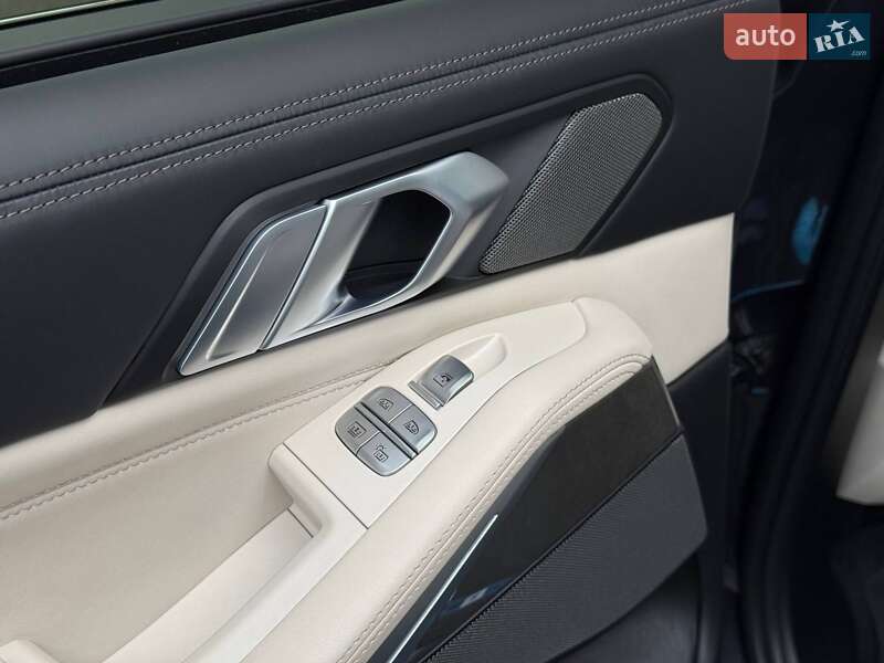 Внедорожник / Кроссовер BMW X7 2021 в Кривом Роге