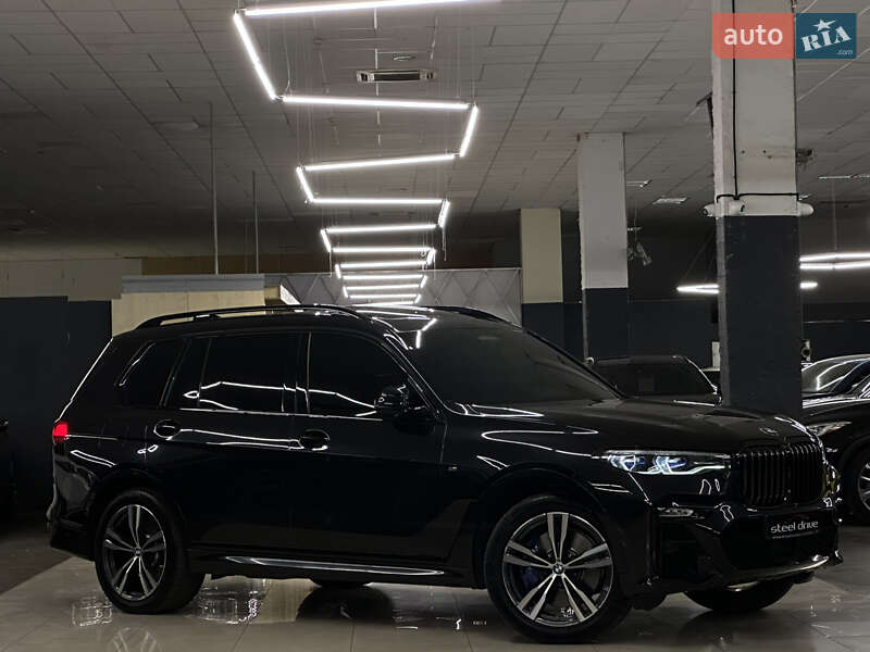BMW X7 2022