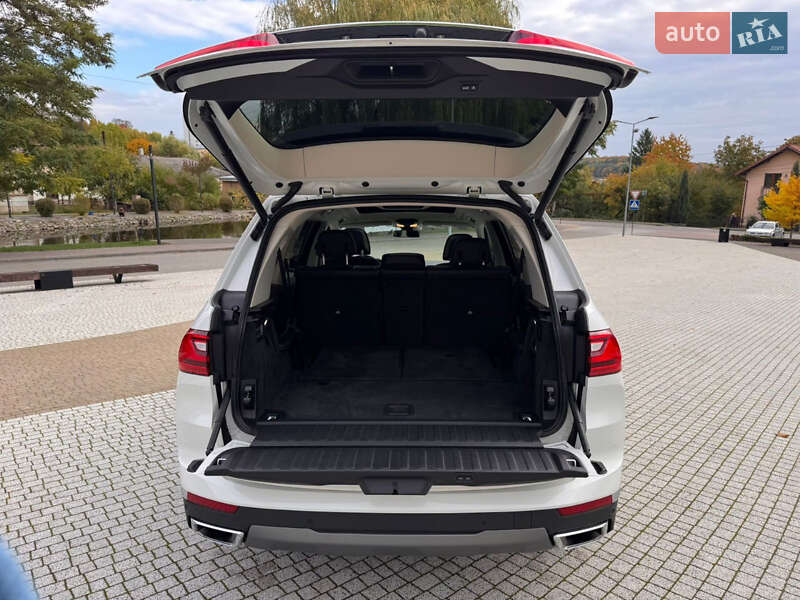 Позашляховик / Кросовер BMW X7 2020 в Львові