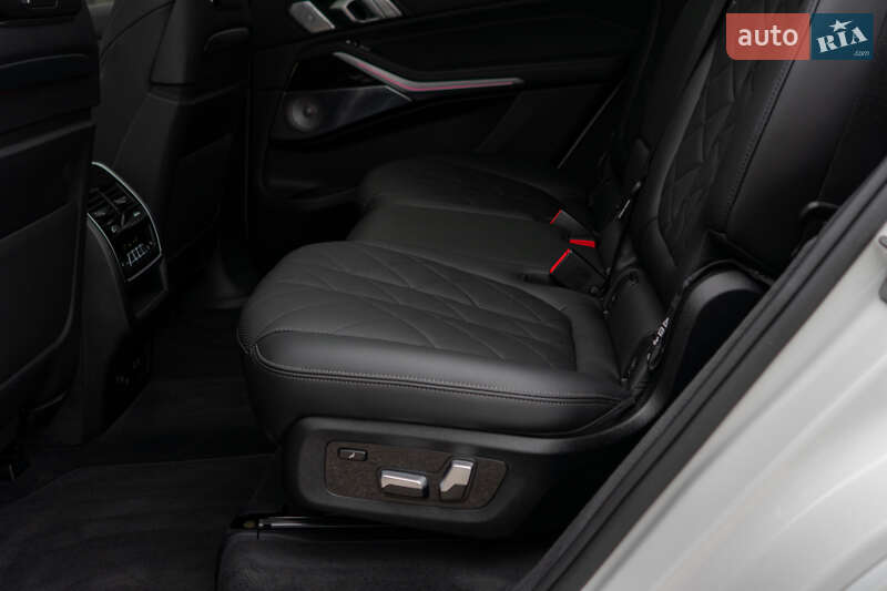 Внедорожник / Кроссовер BMW X7 2023 в Киеве фото 35 Внедорожник / Кроссовер BMW X7 2023 в Киеве