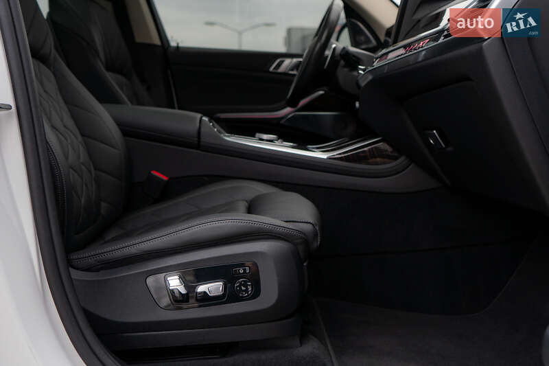 Внедорожник / Кроссовер BMW X7 2023 в Киеве фото 50 Внедорожник / Кроссовер BMW X7 2023 в Киеве