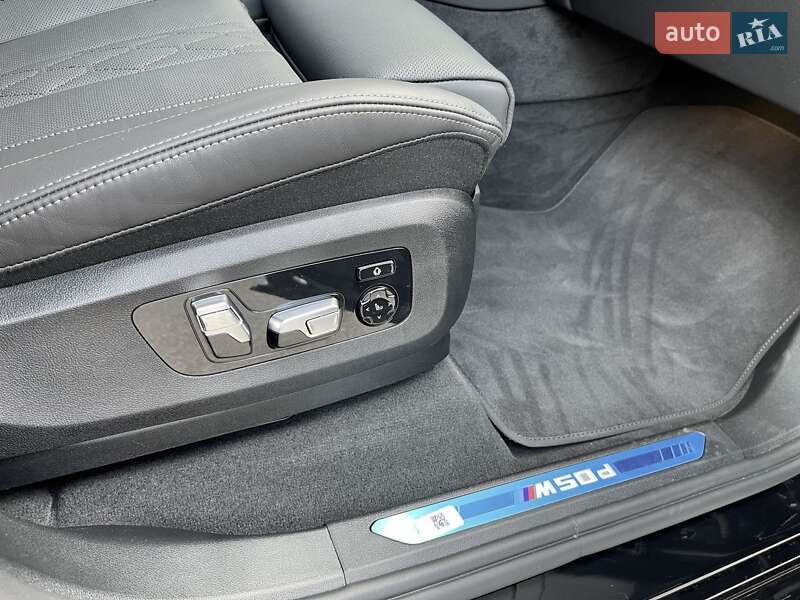 Позашляховик / Кросовер BMW X7 2022 в Києві фото 26 Позашляховик / Кросовер BMW X7 2022 в Києві