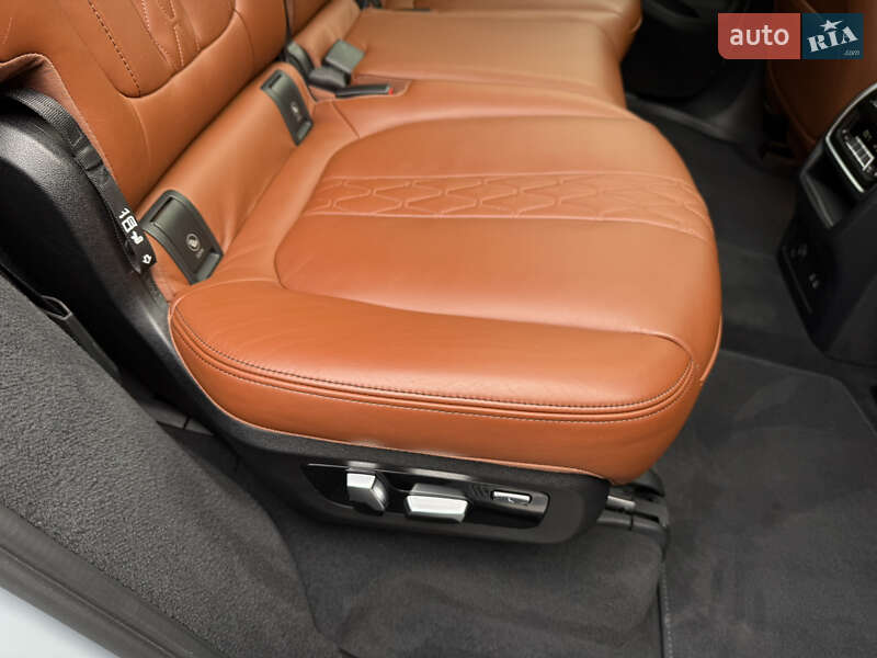 Позашляховик / Кросовер BMW X7 2022 в Києві