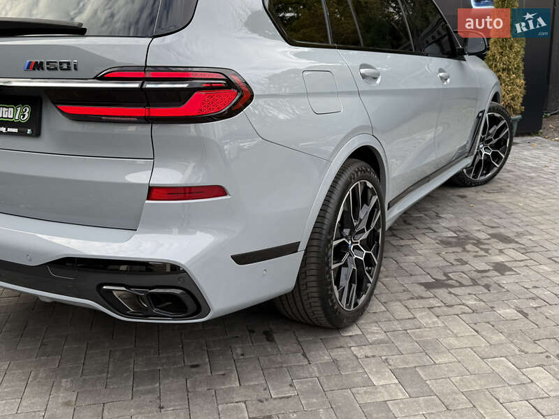 Позашляховик / Кросовер BMW X7 2022 в Києві