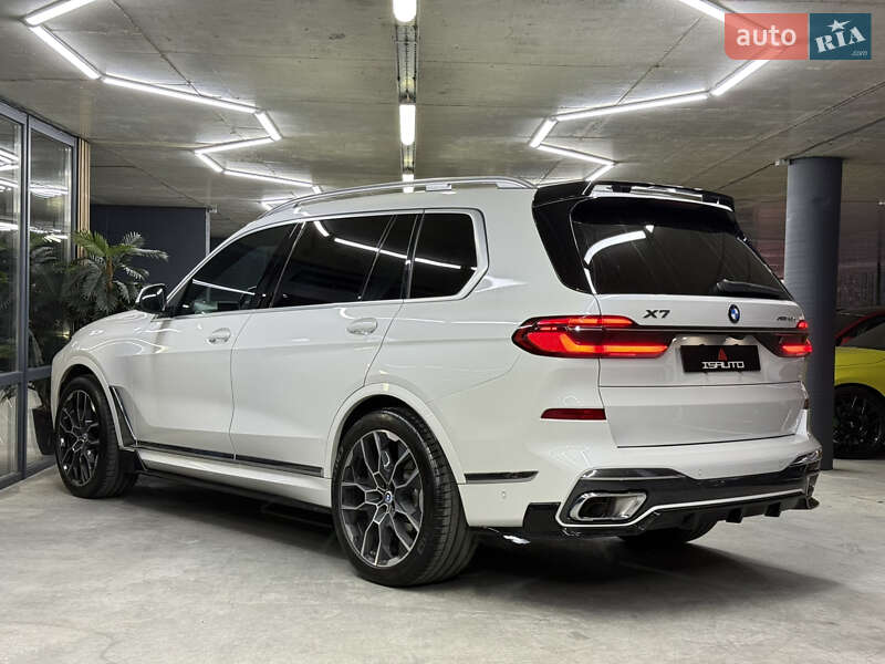 Позашляховик / Кросовер BMW X7 2023 в Одесі фото 11 Позашляховик / Кросовер BMW X7 2023 в Одесі