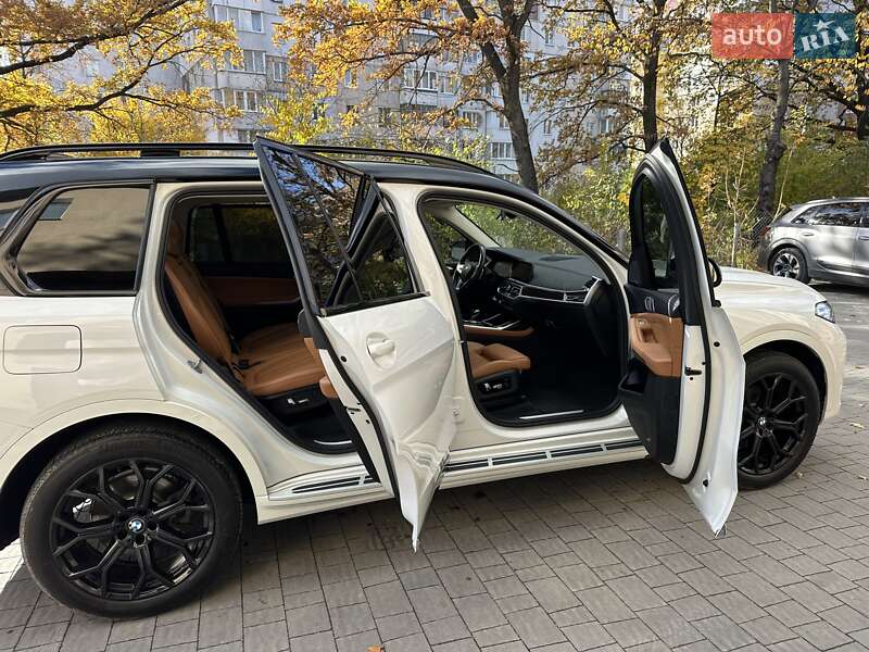 Внедорожник / Кроссовер BMW X7 2019 в Тернополе