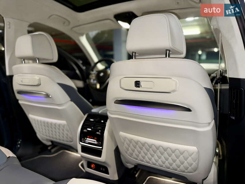 Внедорожник / Кроссовер BMW X7 2023 в Киеве