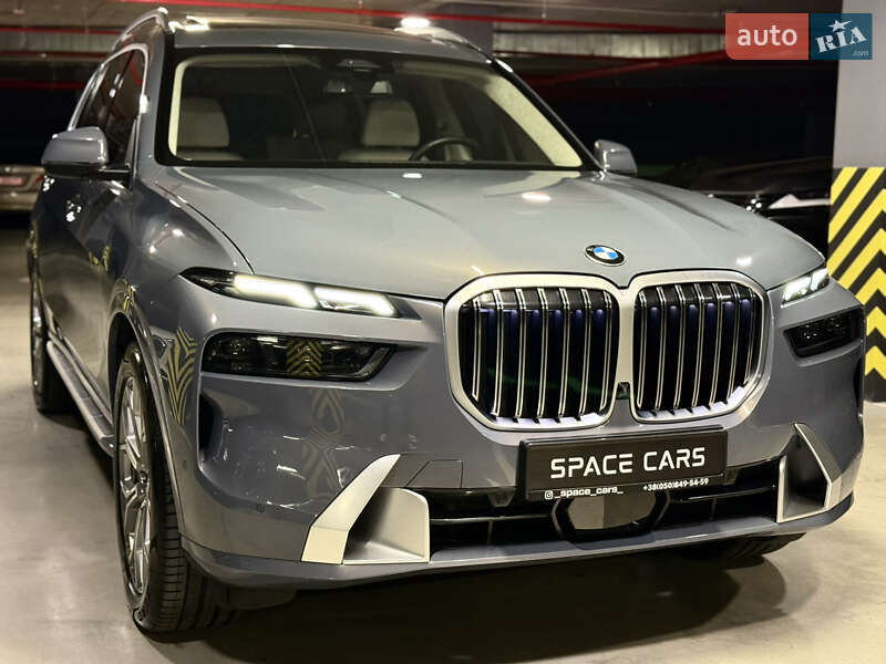 Внедорожник / Кроссовер BMW X7 2023 в Киеве