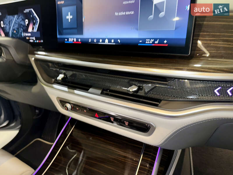 Внедорожник / Кроссовер BMW X7 2023 в Киеве