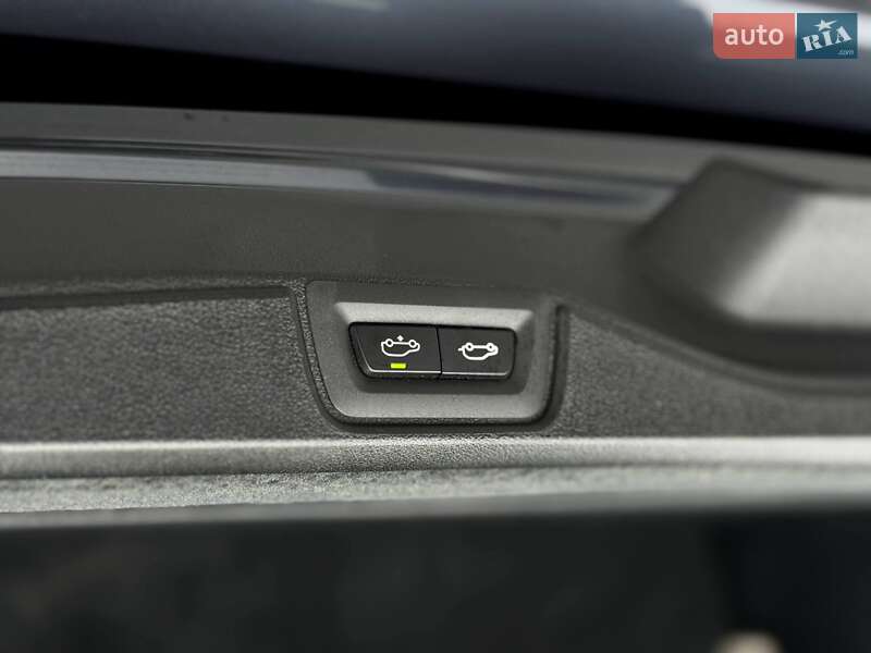 Внедорожник / Кроссовер BMW X7 2020 в Ровно