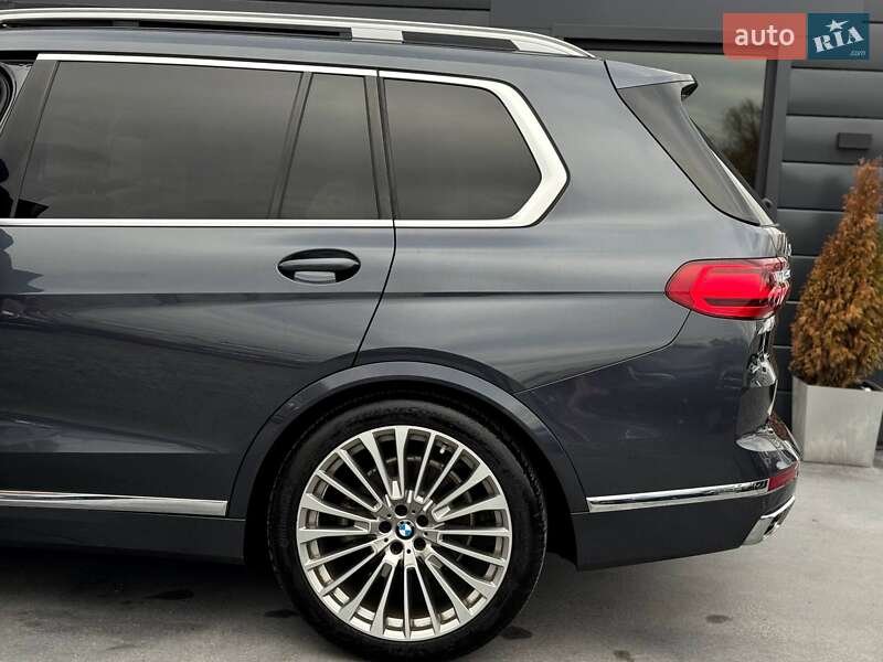 Внедорожник / Кроссовер BMW X7 2020 в Ровно