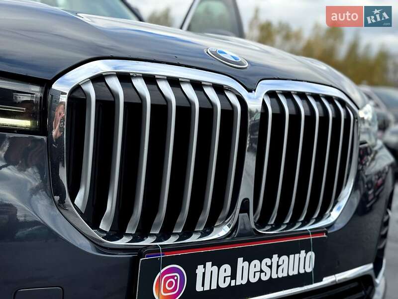 Внедорожник / Кроссовер BMW X7 2020 в Ровно