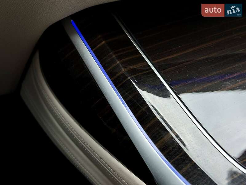 Внедорожник / Кроссовер BMW X7 2020 в Ровно