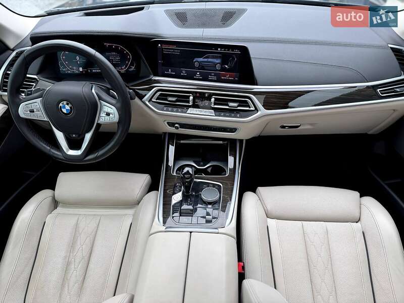 Внедорожник / Кроссовер BMW X7 2020 в Ровно