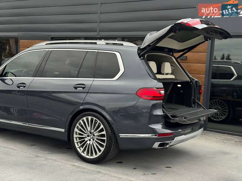 Внедорожник / Кроссовер BMW X7 2020 в Ровно