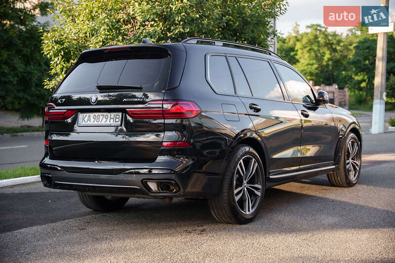 Внедорожник / Кроссовер BMW X7 2022 в Киеве