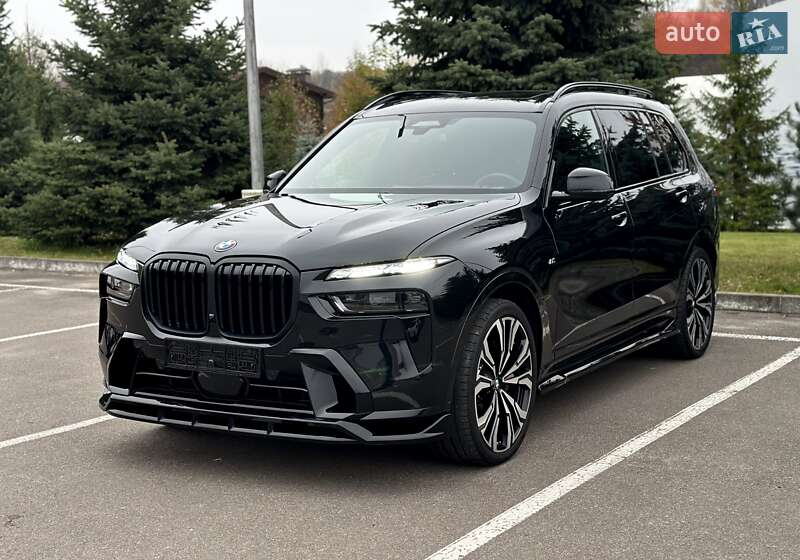 Внедорожник / Кроссовер BMW X7 2023 в Киеве