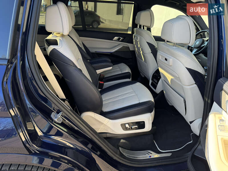 Внедорожник / Кроссовер BMW X7 2021 в Львове фото 51 Внедорожник / Кроссовер BMW X7 2021 в Львове