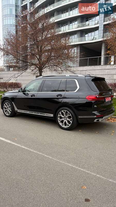 Внедорожник / Кроссовер BMW X7 2020 в Киеве