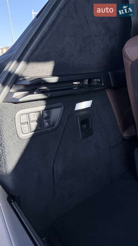 Внедорожник / Кроссовер BMW X7 2020 в Ровно